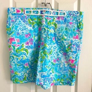 Lilly Pulitzer -Men’s Beaumont Short - Size 40 - “what a lovely place”